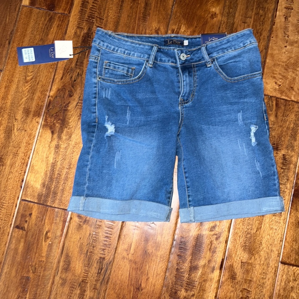 NWT Denim Stretch Distressed Shorts